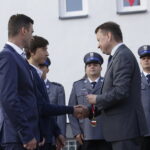 26.09.2016 Minister Mariusz Błaszczak otworzył posterunek policji w Chmielniku / Jarosław Kubalski / Radio Kielce