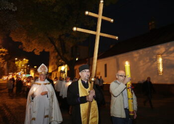 30.09.2016 Kielce. Ekumeniczna procesja i Liturgia Słowa w kościele św. Wojciecha. / Jarosław Kubalski / Radio Kielce