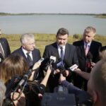 30.09.2016 Wiceminister energii Grzegorz Tobiszowski przyjechał do Piaseczna / Jarosław Kubalski / Radio Kielce