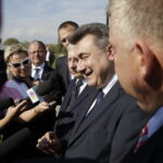 30.09.2016 Wiceminister energii Grzegorz Tobiszowski przyjechał do Piaseczna / Jarosław Kubalski / Radio Kielce