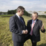 30.09.2016 Wiceminister energii Grzegorz Tobiszowski przyjechał do Piaseczna / Jarosław Kubalski / Radio Kielce