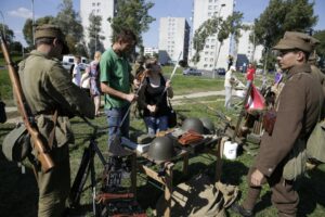 04.09.2016 Kielce. Piknik edukacyjno – historyczny / Jarosław Kubalski / Radio Kielce