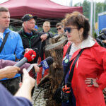 5.9.2016 Kielce. NOMADA to ósmy projekt artystyczny Fundacji „Nowa Przestrzeń Sztuki”. Wokół DOMU MODLITWY – żydowskiej bożnicy z początku XX wieku przeniesionej na Pakosz, przez cztery kolejne dni tworzył będzie rzeźbiarz i performer Paweł Althamer, oraz zaproszeni przez niego artyści. / Wojciech Habdas / Radio Kielce