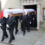 10.09.2016. Pogrzeb żołnierzy wyklętych Józefa Figarskiego ps. "Śmiały" i Czesława Spadło ps. "Mały" w Wąchocku / Wojciech Habdas / Radio Kielce