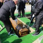 10.09.2016. Pogrzeb żołnierzy wyklętych Józefa Figarskiego ps. "Śmiały" i Czesława Spadło ps. "Mały" w Wąchocku / Wojciech Habdas / Radio Kielce