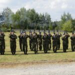 10.09.2016. Pogrzeb żołnierzy wyklętych Józefa Figarskiego ps. "Śmiały" i Czesława Spadło ps. "Mały" w Wąchocku / Wojciech Habdas / Radio Kielce