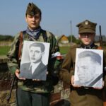 10.09.2016. Pogrzeb żołnierzy wyklętych Józefa Figarskiego ps. "Śmiały" i Czesława Spadło ps. "Mały" w Wąchocku / Wojciech Habdas / Radio Kielce