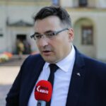 10.09.2016. Pogrzeb żołnierzy wyklętych Józefa Figarskiego ps. "Śmiały" i Czesława Spadło ps. "Mały" w Wąchocku / Wojciech Habdas / Radio Kielce