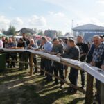 25.09.2016.  Święto odpustowe w Dębnie, połączone z tradycyjnym pieczeniem ziemniaków / Wojciech Habdas / Radio Kielce