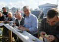 25.09.2016.  Święto odpustowe w Dębnie, połączone z tradycyjnym pieczeniem ziemniaków / Wojciech Habdas / Radio Kielce