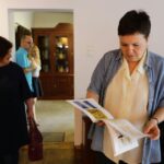 13.09.2016. Otwarcie wystawy plakatów ze zbiorów Muzeum Wsi Kieleckiej w Dworku Lasszczyków / Wojciech Habdas / Radio Kielce