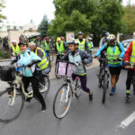 24.9.2016 Kielce. Rowerzyści wyruszyli na szlak pielgrzymki na Św. Krzyż. / Wojciech Habdas / Radio Kielce