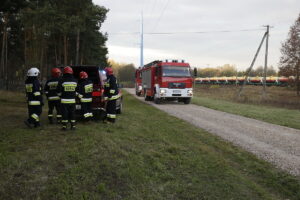 Gniewięcin. Rozszczelniona cysterna z fosforem (29 października 2016 r.) / Jarosław Kubalski / Radio Kielce