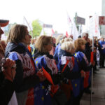 Nauczycielski protest przed Urzędem Wojewódzkim (10 października 2016 r.) / Wojciech Habdas / Radio Kielce