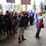 Nauczycielski protest przed Urzędem Wojewódzkim (10 października 2016 r.) / Wojciech Habdas / Radio Kielce