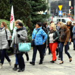 Nauczycielski protest przed Urzędem Wojewódzkim (10 października 2016 r.) / Wojciech Habdas / Radio Kielce