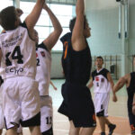 Kielce. Inauguracja sportowego roku akademickiego na Politechnice Świętokrzyskiej (25 października 2016 r.) / Maciej Makuła / Radio Kielce