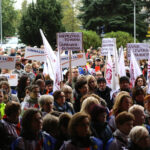 Nauczycielski protest przed Urzędem Wojewódzkim (10 października 2016 r.) / Wojciech Habdas / Radio Kielce