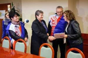 Nauczycielski protest przed Urzędem Wojewódzkim (10 października 2016 r.) / Wojciech Habdas / Radio Kielce