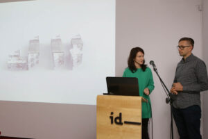 Konferencja na temat budowy ławeczki Kapuścińskiego (6 października 2016) / Wojciech Habdas / Radio Kielce