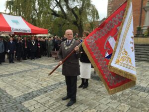 Uroczyste przekazanie sztandaru Sandomierza (8 października 2016 r.) / Grażyna Szlęzak-Wójcik / Radio Kielce