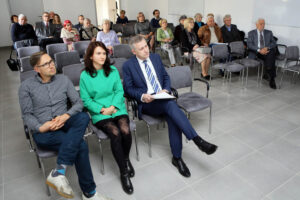 Konferencja na temat budowy ławeczki Kapuścińskiego (6 października 2016) / Wojciech Habdas / Radio Kielce