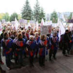 Nauczycielski protest przed Urzędem Wojewódzkim (10 października 2016 r.) / Wojciech Habdas / Radio Kielce