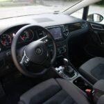 22.10.2016. Volkswagen Golf Sportsvan / Robert Felczak / Radio Kielce