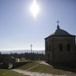 Święty Krzyż. Dzwonnica. / Jarosław Kubalski / Radio Kielce