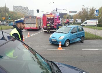 21.10.2016 Kielce. Wypadek na ulicy Tarnowskiej w Kielcach / Wojciech Habdas / Radio Kielce
