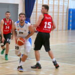 26.10.2016. II-ligowe koszykarskie derby Kielc: AZS UJK - Politechnika / Maciej Makuła / Radio Kielce