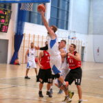 26.10.2016. II-ligowe koszykarskie derby Kielc: AZS UJK - Politechnika / Maciej Makuła / Radio Kielce