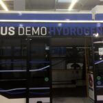 15.10.2016 Targi TRANSEXPO. Autobus hybrydowy URSUS / Marek Cender / Radio Kielce