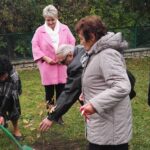21.10.2016. Nauczyciele i uczniowie LO im. Hugona Kołłątaja w Pińczowie upamiętnili absolwenta szkoły, podporucznika Józefa Wojtala / Kamil Włosowicz / Radio Kielce