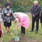 21.10.2016. Nauczyciele i uczniowie LO im. Hugona Kołłątaja w Pińczowie upamiętnili absolwenta szkoły, podporucznika Józefa Wojtala / Kamil Włosowicz / Radio Kielce