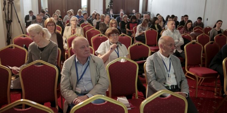 Medyczne sympozjum w Kielcach. Będą lekarze z zagranicy - Radio Kielce 23.04.2016 Kielce. Ogólnopolska Konferencja Kardiologiczna w hotelu Binkowski. / Jarosław Kubalski / Radio Kielce