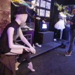 01.10.2016 Kielce. Wystawa kostiumów scenicznych autorstwa Augustyny Nowackiej. / Jarosław Kubalski / Radio Kielce