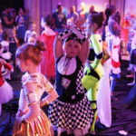 01.10.2016 Kielce. Wystawa kostiumów scenicznych autorstwa Augustyny Nowackiej. / Jarosław Kubalski / Radio Kielce