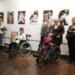 05.10.2016 Kielce. Wernisaż wystawy w DŚT „Niepełnosprawne Piękne”. / Jarosław Kubalski / Radio Kielce