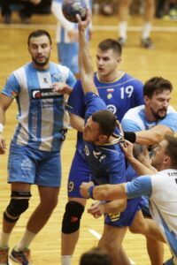 07.10.2016 Kielce. Mecz 1 ligii piłki ręcznej. Vive Tauron 2 - ASPR Zawadzkie. / Jarosław Kubalski / Radio Kielce