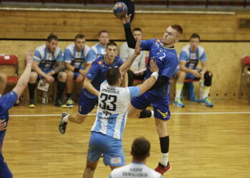 07.10.2016 Kielce. Mecz 1 ligii piłki ręcznej. Vive Tauron 2 - ASPR Zawadzkie. / Jarosław Kubalski / Radio Kielce