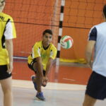 08.10.2016 Daleszyce. Mecz siatkówki Świętokrzyskie VIP-y vs. Rodzice Zastępczy w ramach akcji wojewody „Potrzebuję rodziców od zaraz”. / Jarosław Kubalski / Radio Kielce