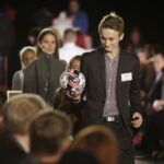 08.10.2016 Kielce. Wieczór Modnych Filantropów. Pokaz mody i licytacje w Galerii Korona. / Jarosław Kubalski / Radio Kielce