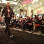 08.10.2016 Kielce. Wieczór Modnych Filantropów. Pokaz mody i licytacje w Galerii Korona. / Jarosław Kubalski / Radio Kielce