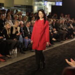 08.10.2016 Kielce. Wieczór Modnych Filantropów. Pokaz mody i licytacje w Galerii Korona. / Jarosław Kubalski / Radio Kielce