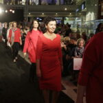 08.10.2016 Kielce. Wieczór Modnych Filantropów. Pokaz mody i licytacje w Galerii Korona. / Jarosław Kubalski / Radio Kielce