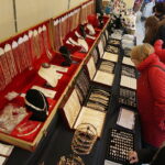 22.10.2016 Kielce. Jarmark na ulicy Sienkiewicza. / Jarosław Kubalski / Radio Kielce