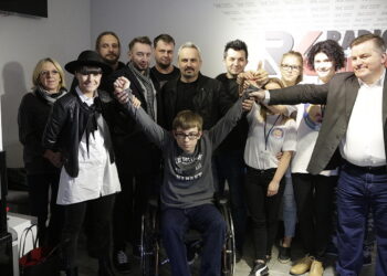23.10.2016 Kielce. Zespół "Łzy" nagrał w Radiu Kielce spot charytatywny dla Dawida Szpaka. / Jarosław Kubalski / Radio Kielce