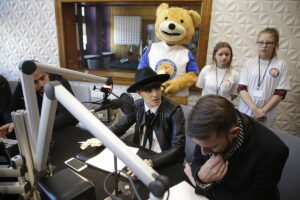 23.10.2016 Kielce. Zespół "Łzy" nagrał w Radiu Kielce spot charytatywny dla Dawida Szpaka. / Jarosław Kubalski / Radio Kielce