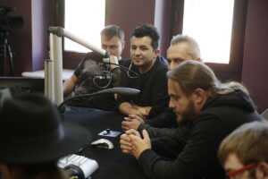 23.10.2016 Kielce. Zespół "Łzy" nagrał w Radiu Kielce spot charytatywny dla Dawida Szpaka. / Jarosław Kubalski / Radio Kielce